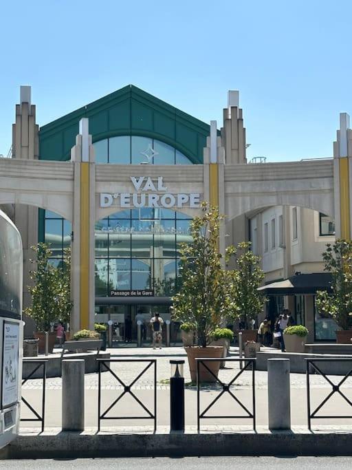 Disney Ratatouille Paris 5Mn Park & Val D'Europe Chessy  Eksteriør bilde